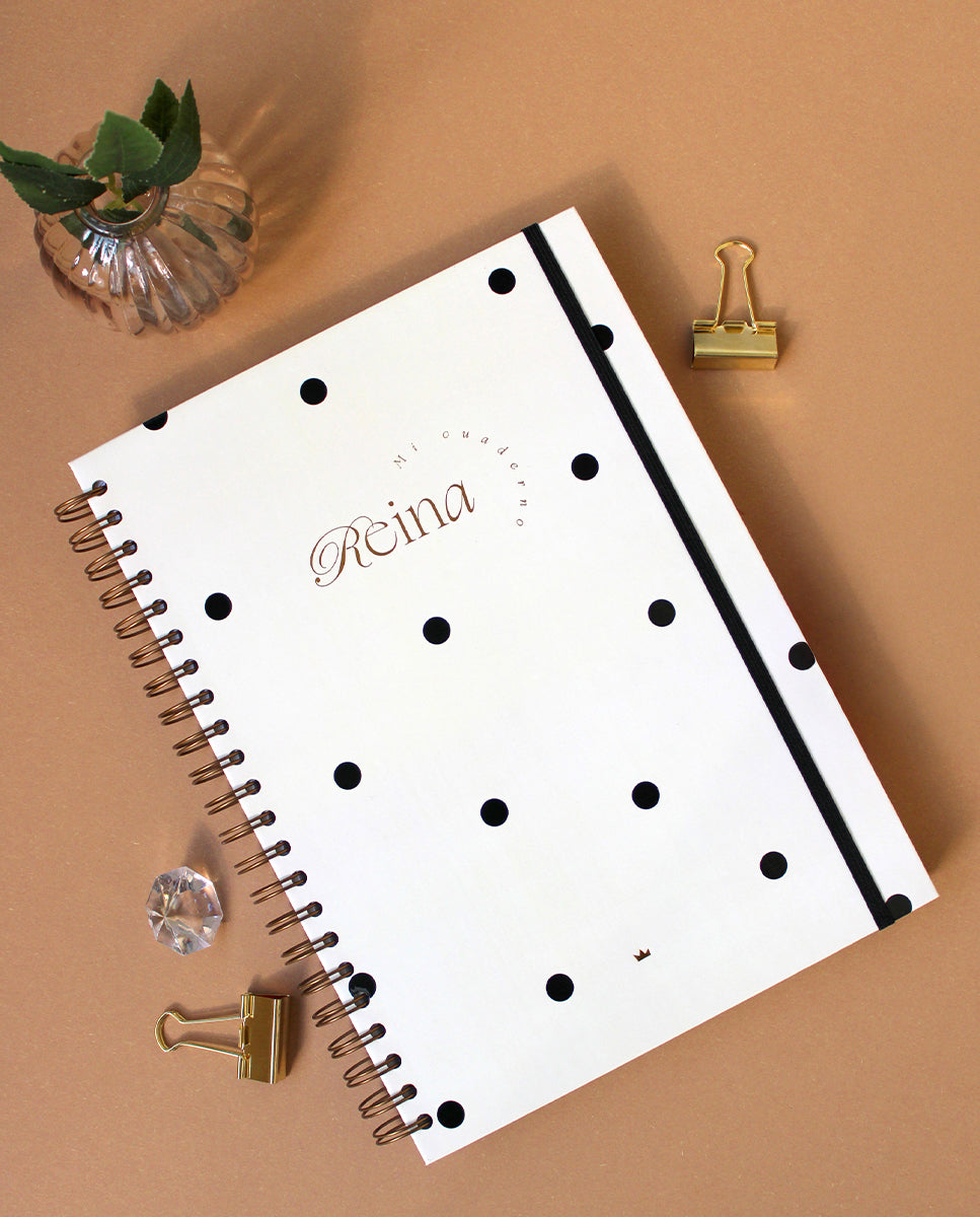 Cuaderno Reina A4 de puntos beige con tapa dura y detalles dorados